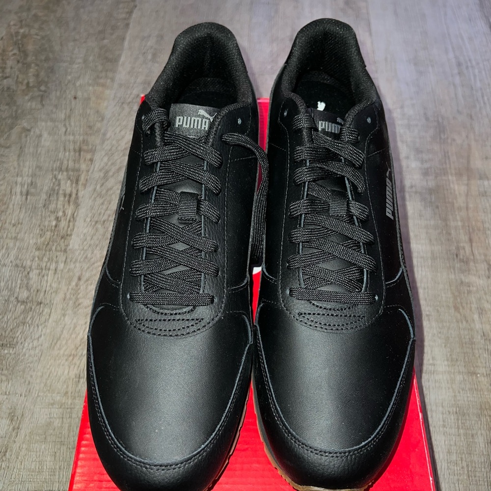 Puma Men's Classic Black Sneakers